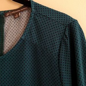 Adrianna Papell Like New Top size Medium